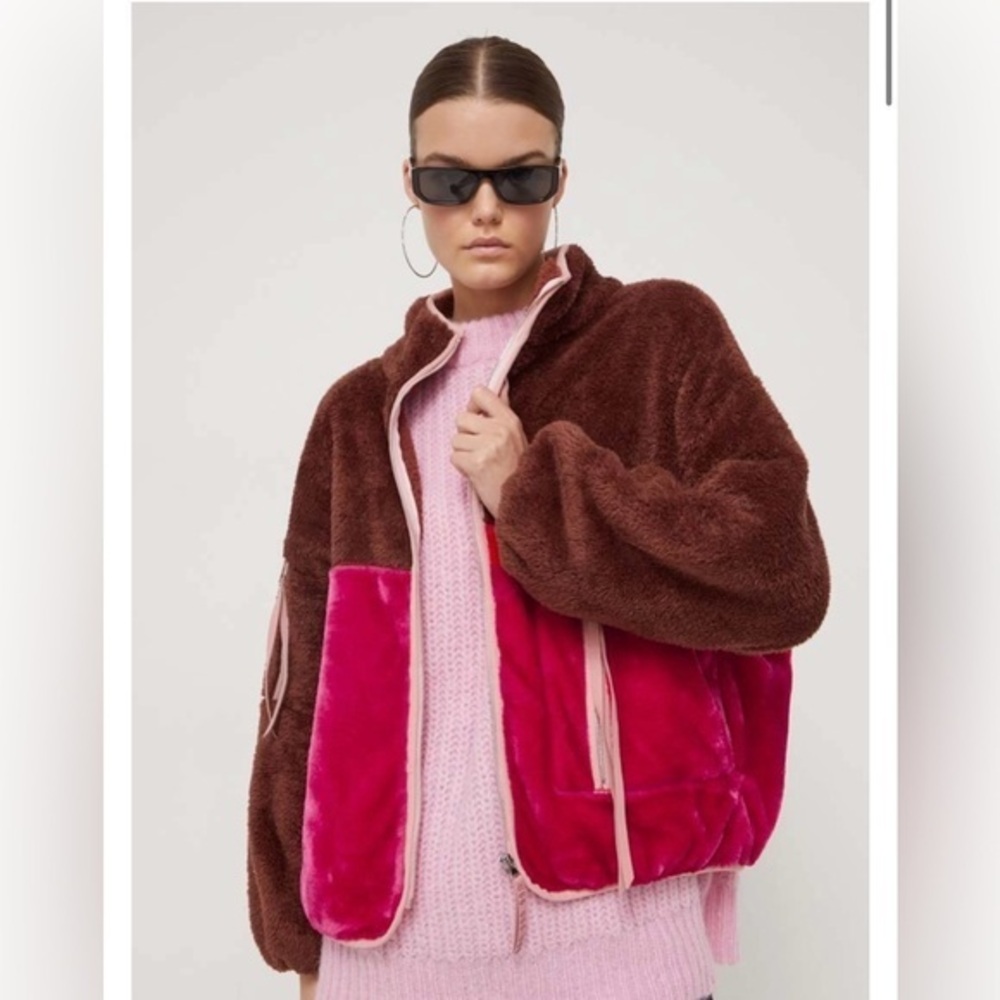 UGG Marlene Sherpa Fuzzy Fur Jacket Size Medium NWT